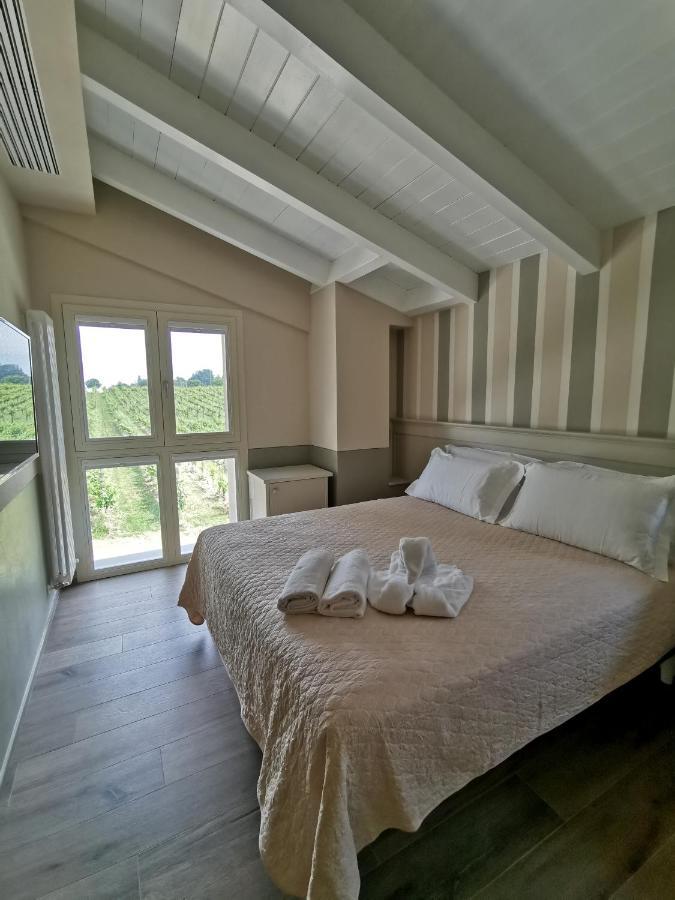 Agriturismo E Acetaia La Vedetta Castelvetro di Modena Exteriör bild